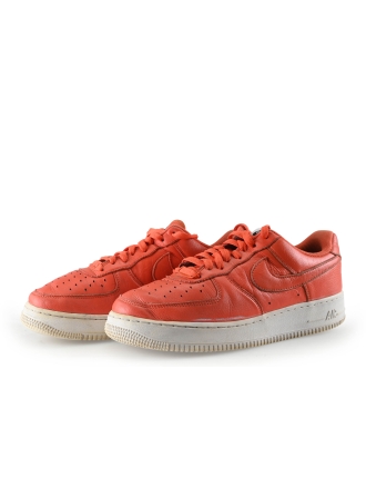 Nike Sneakers Rood 339931
 Maat 44
 