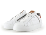 Aqa Style Sneakers