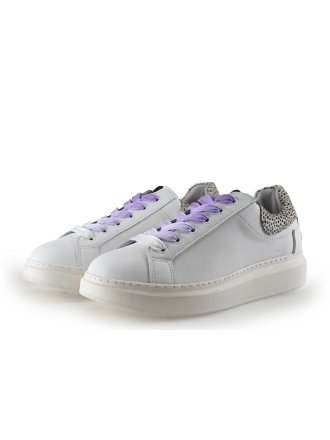 Maruti Sneakers Wit 340715
 Maat 39
 