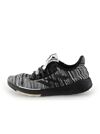 Adidas Sneakers Zwart 341852
 Maat 36
 