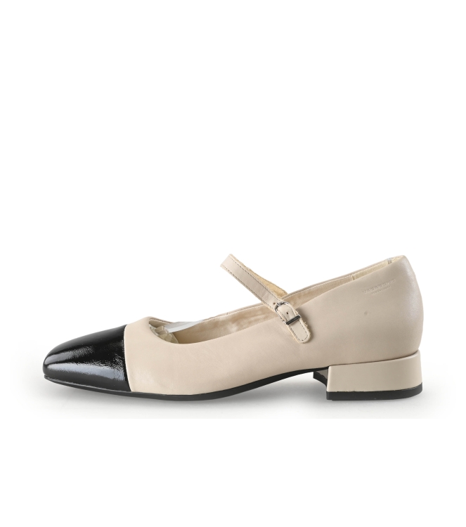 Vagabond Pumps