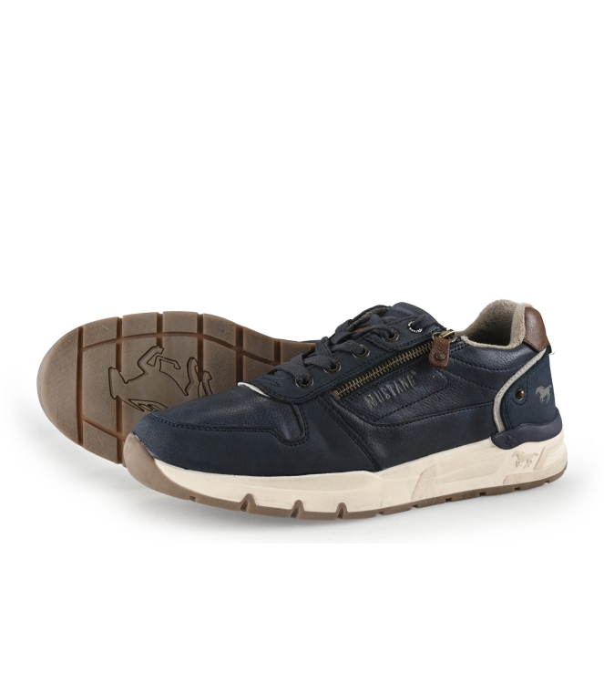 Mustang Sneakers