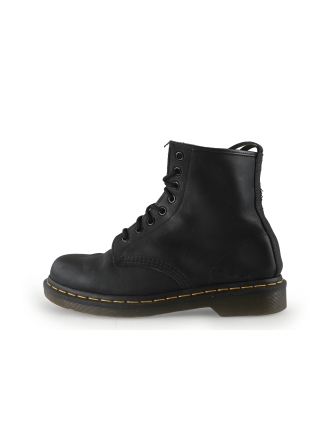 Dr. Martens Veterboots Zwart 343383
 Maat 39
 