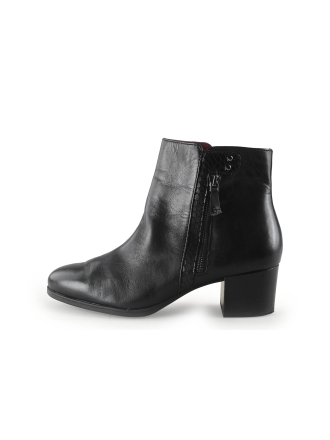 Tamaris Enkellaarzen Zwart 343803
 Maat 41
 