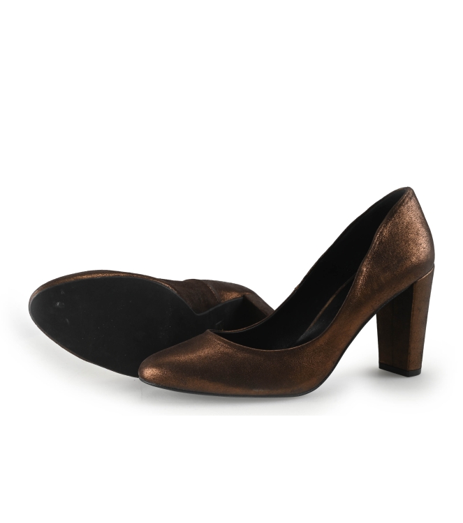 Amigo Pumps
