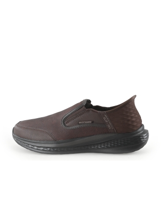 Skechers Instappers Bruin 344389
 Maat 43
 