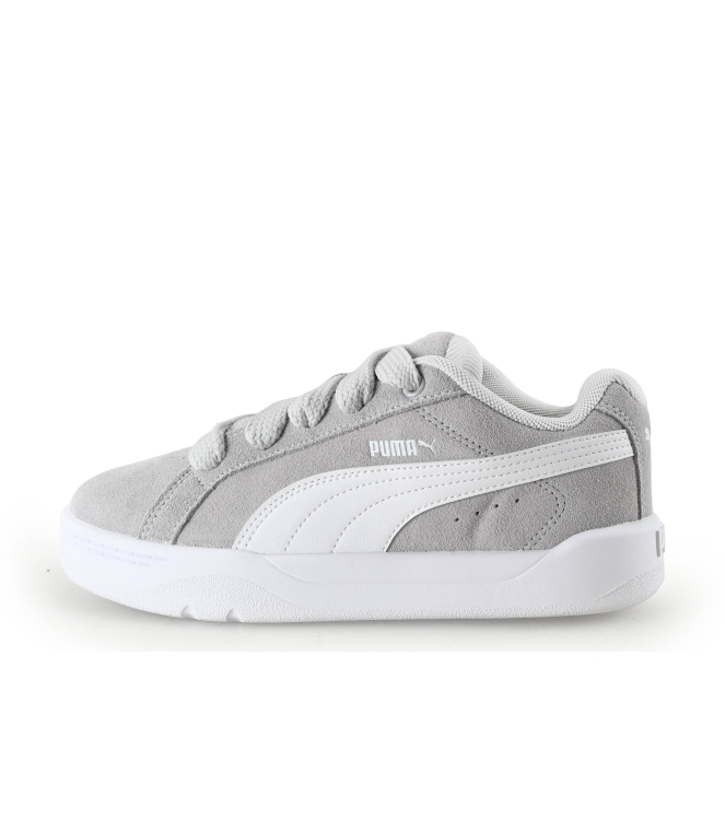 Puma Sneakers