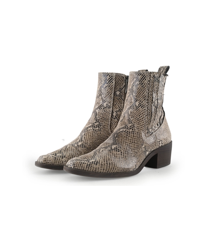 Tamaris Chelsea boots