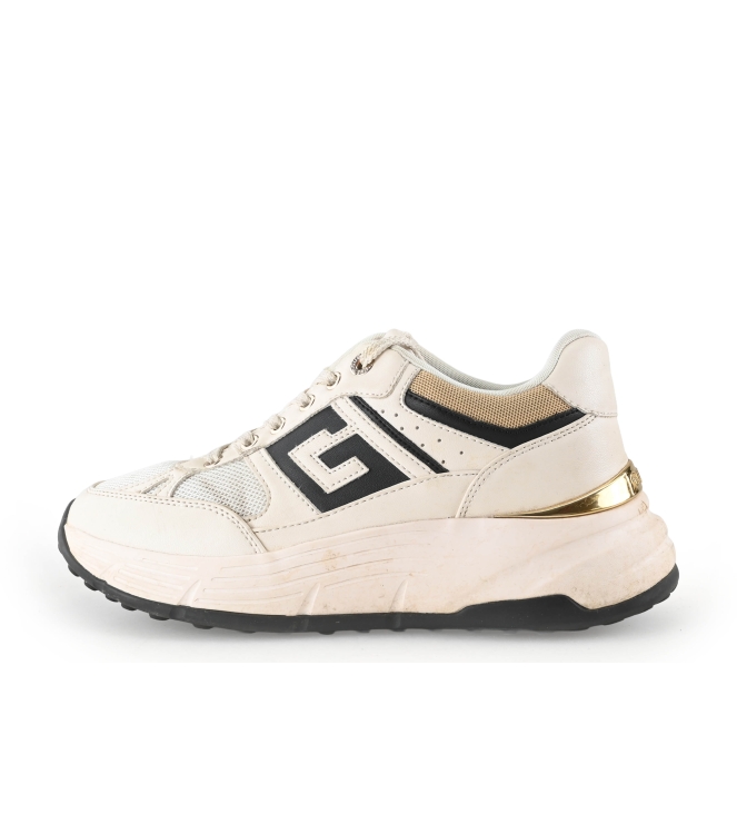 Guess Sneakers