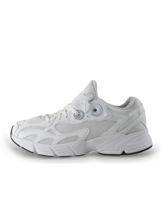 Adidas Sneakers Wit 348002
 Maat 44
 