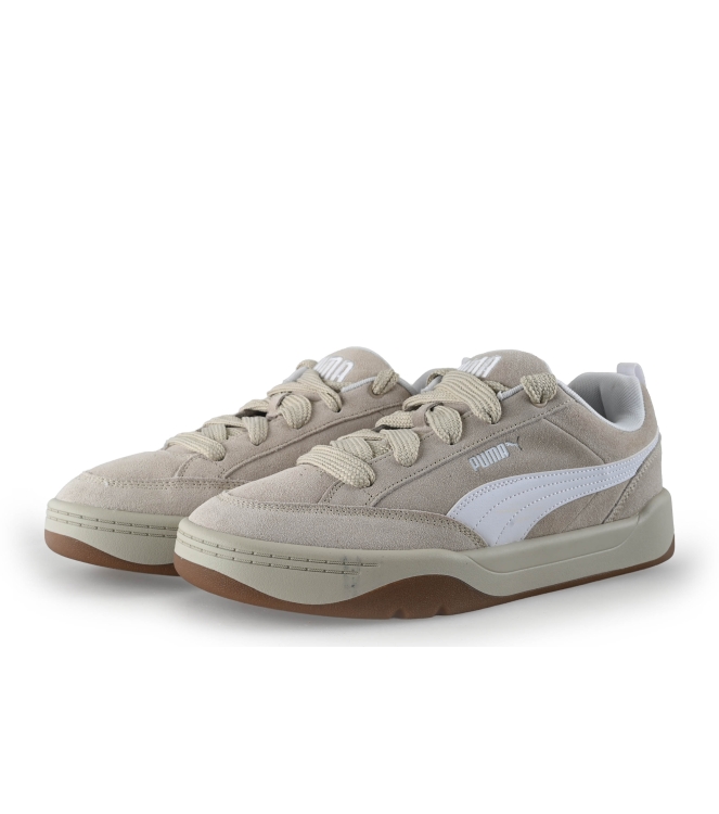 Puma Sneakers