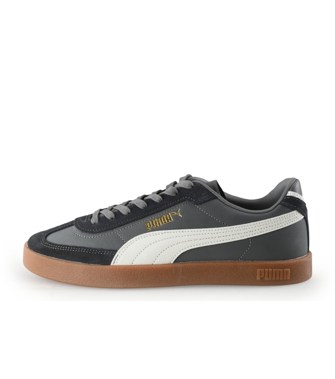 Puma Sneakers