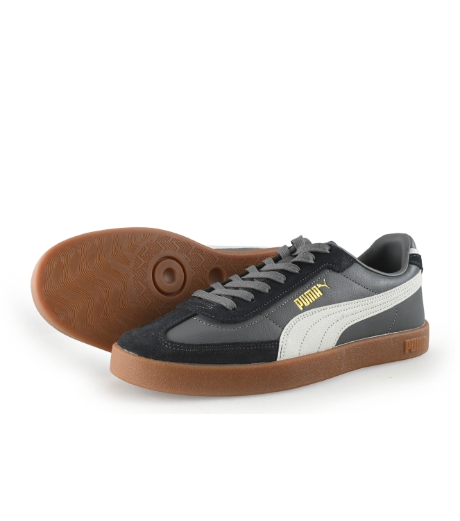 Puma Sneakers