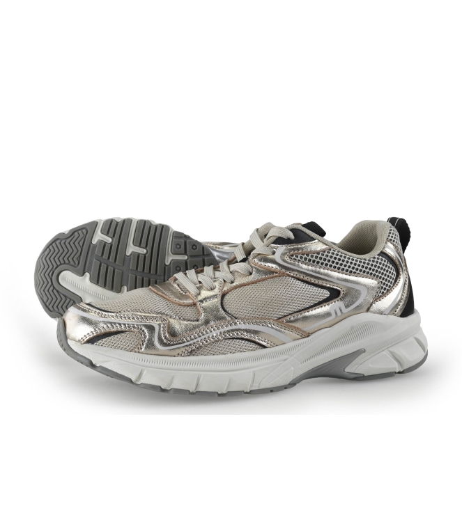 Maruti Sneakers