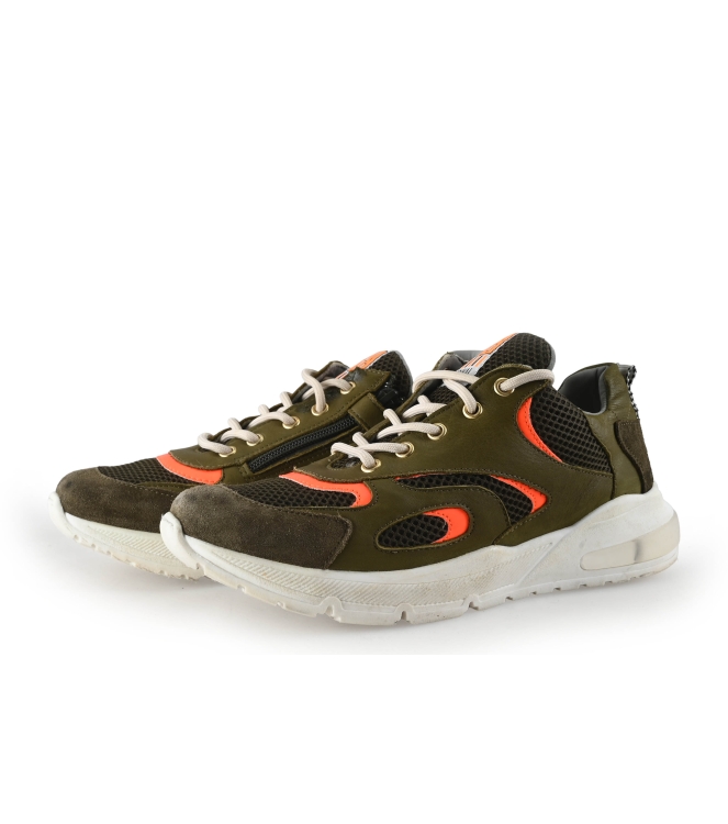 Red-Rag Sneakers