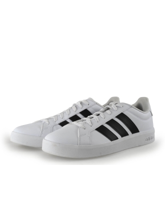 Adidas Sneakers Wit 350071
 Maat 48
 