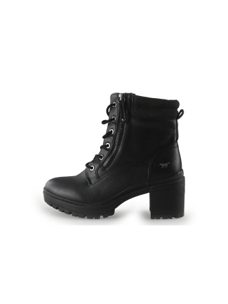 Mustang Veterboots Zwart 352159
 Maat 39
 