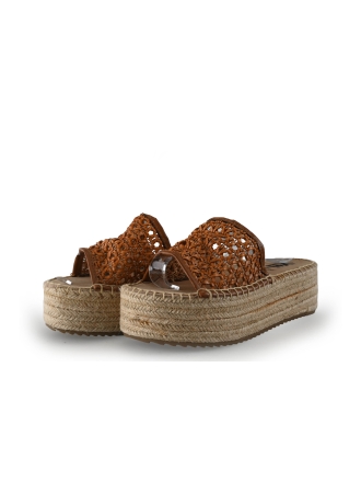 Xti Slippers Cognac 352519
 Maat 38
 