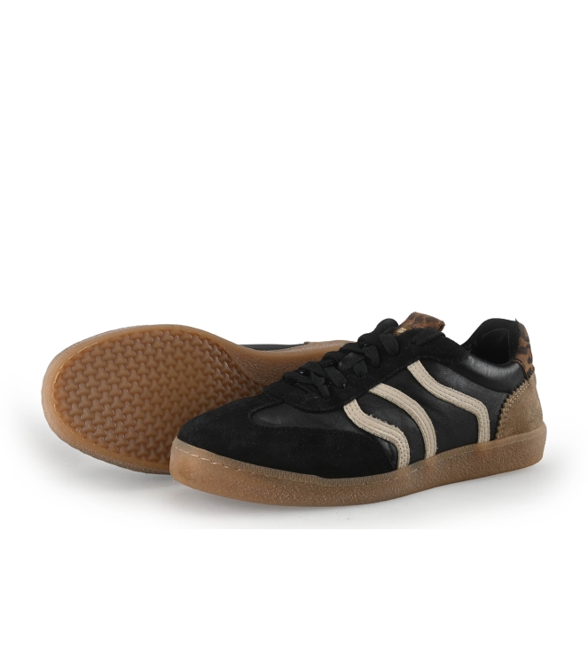 No Stress Sneakers