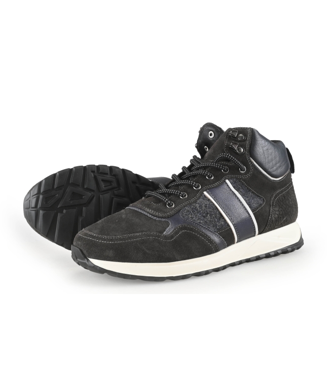 Manfield Sneakers