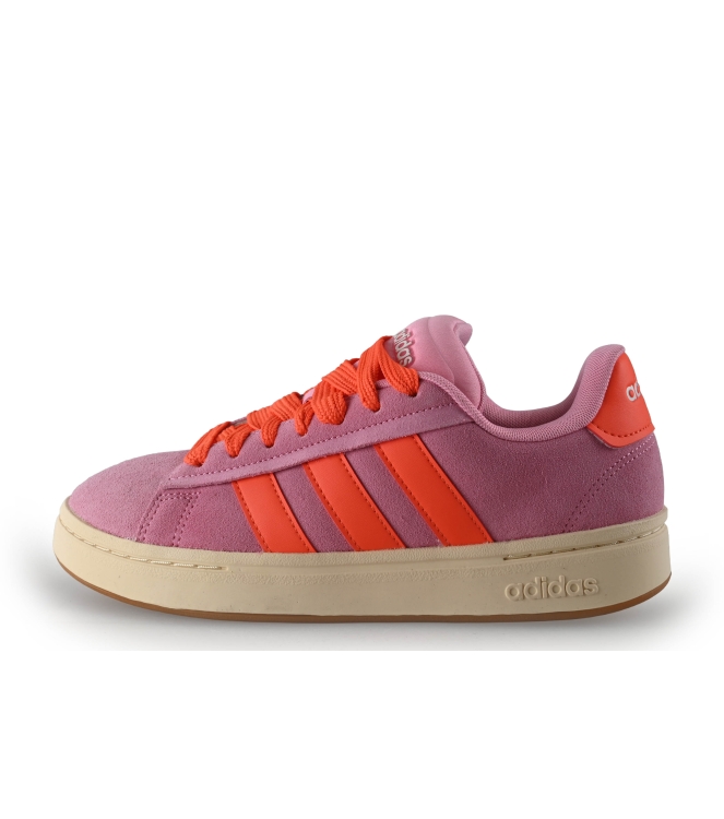 Adidas Sneakers