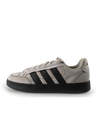 Adidas Sneakers Beige 353337
 Maat 43
 