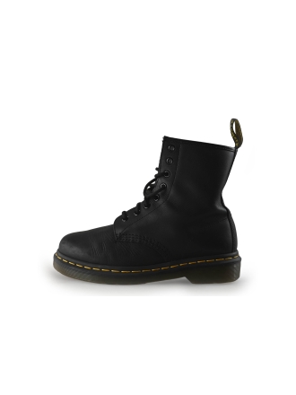 Dr. Martens Veterboots Zwart 353500
 Maat 38
 