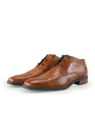 Bugatti Veterschoenen Cognac 353531
 Maat 42
 
