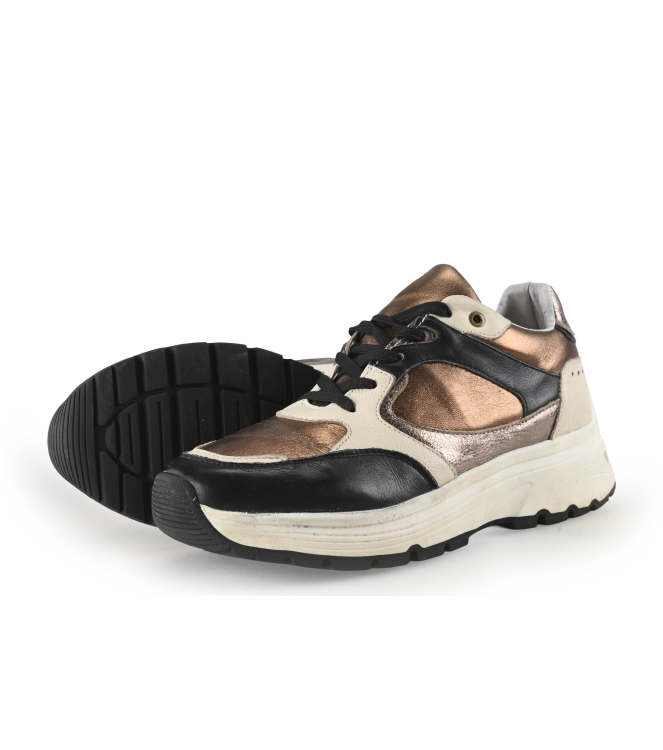 Manfield Sneakers