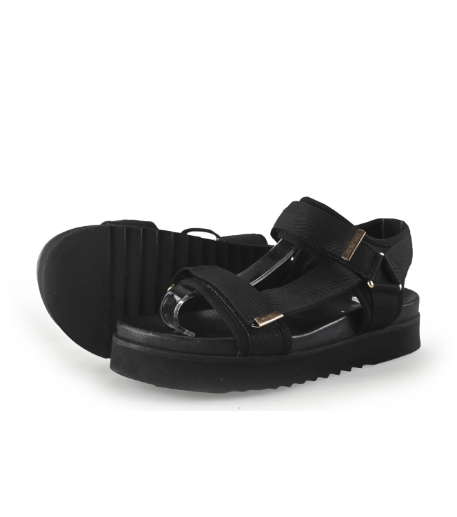 Maruti Sandalen