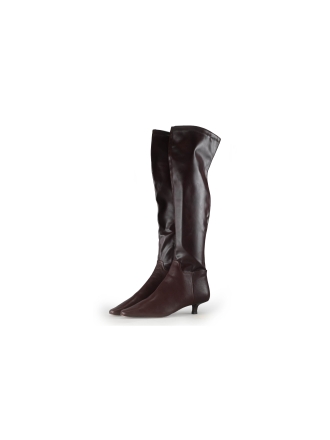 Sacha Laarzen Rood 354415
 Maat 40
 