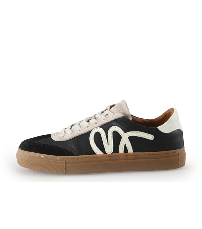 Manfield Sneakers
