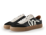 Manfield Sneakers