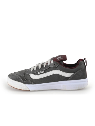 Vans Sneakers Grijs 354591
 Maat 43
 