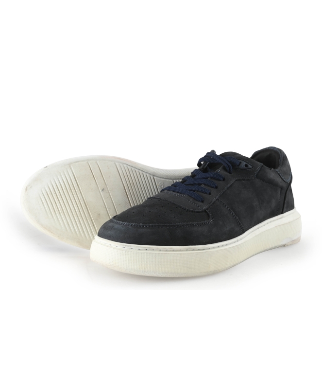 Manfield Sneakers