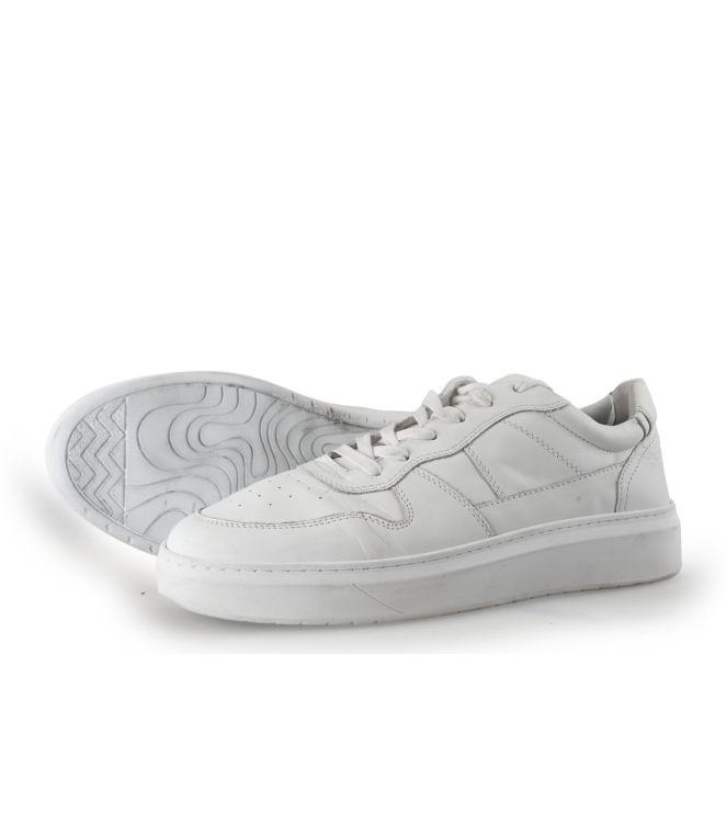 Manfield Sneakers