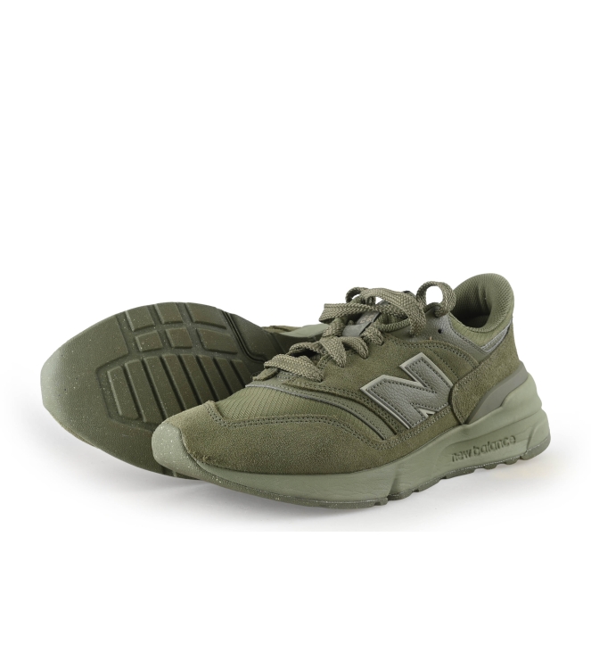 New Balance Sneakers
