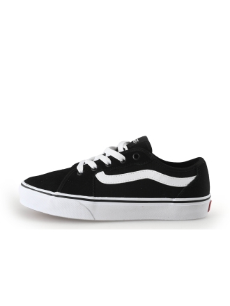 Vans 
 Maat 38
 