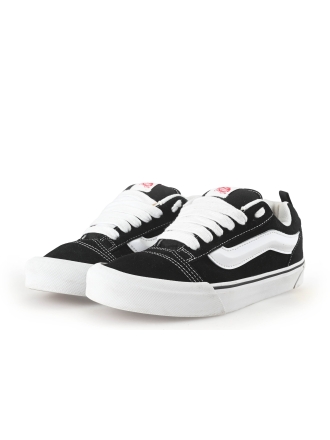Vans Sneakers Zwart 355852
 Maat 42
 