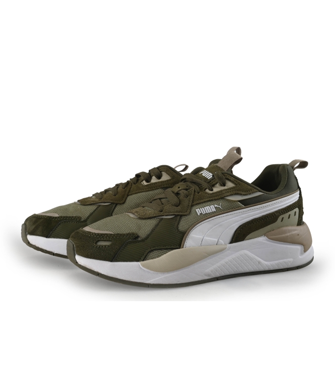 Puma Sneakers