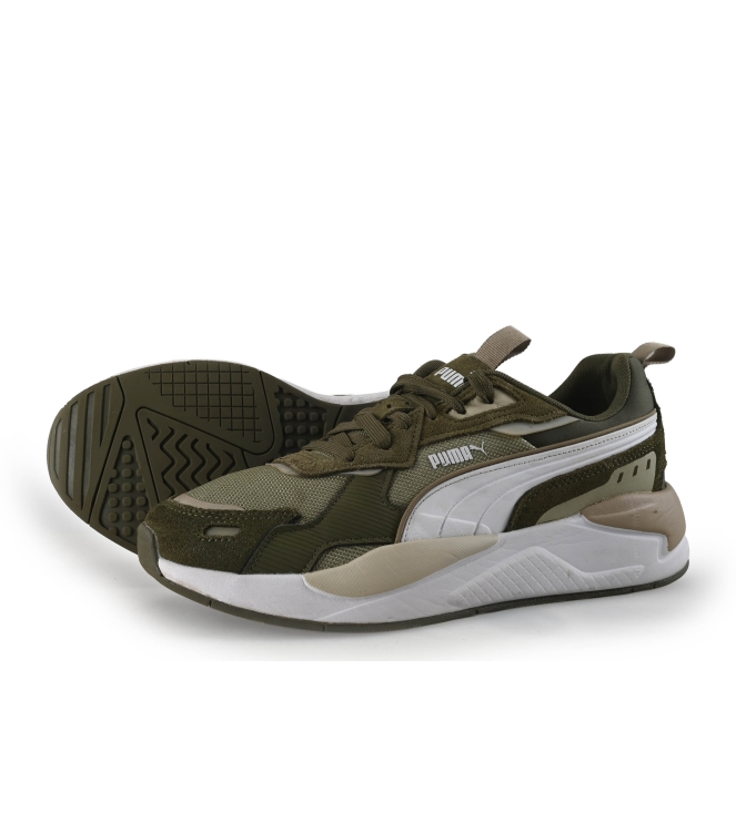 Puma Sneakers