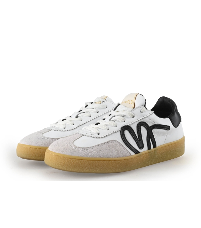 Manfield Sneakers