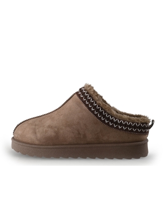 Nelson Instappers Bruin 357474
 Maat 40
 