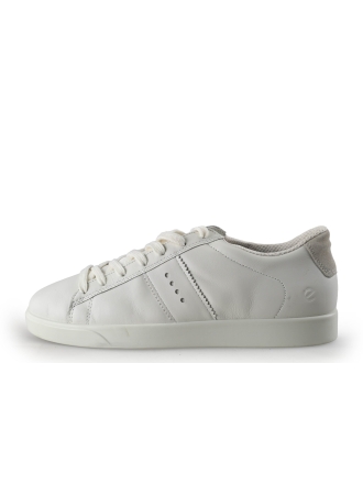 Ecco Sneakers Wit 357509
 Maat 40
 