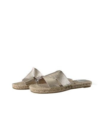 Sacha Muiltjes Goud 357849
 Maat 41
 