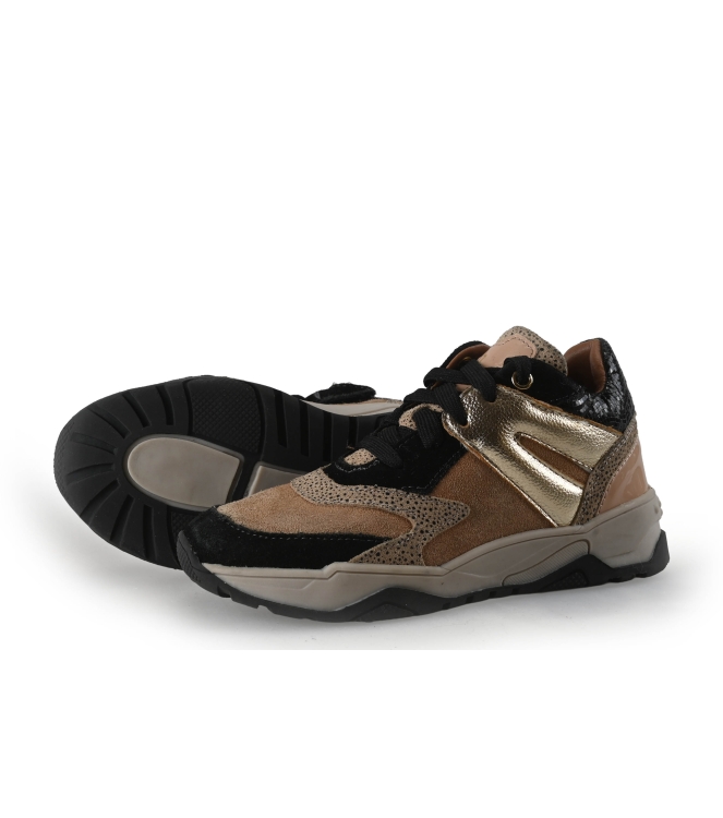 IK-KE Sneakers
