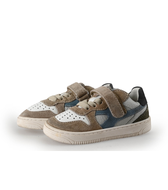 IK-KE Sneakers