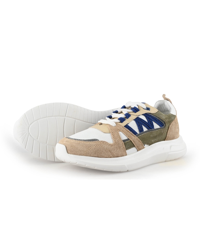 Invinc Sneakers