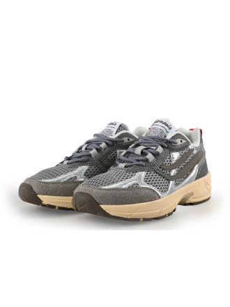 Genesis Sneakers Grijs 359359
 Maat 38
 