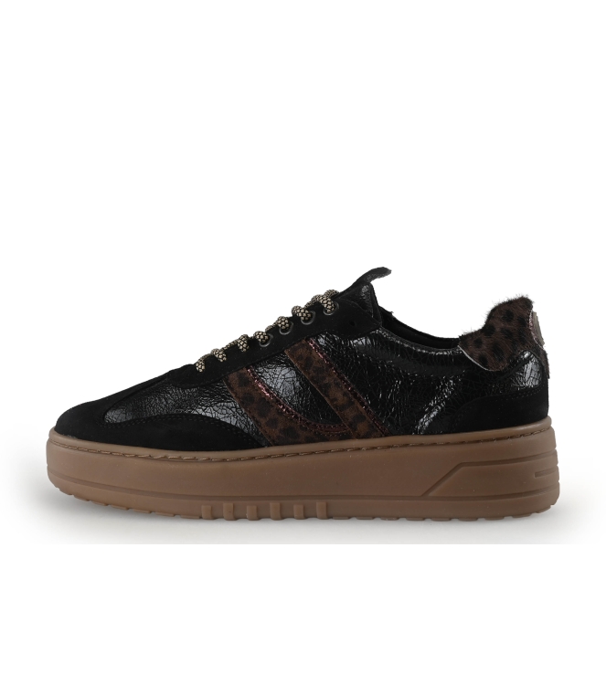 Sub55 Sneakers